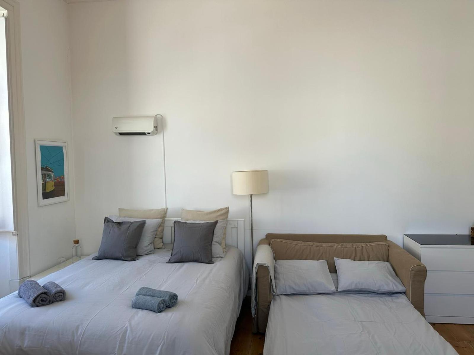 Apartment Deluxe King With Ac With2 Bedrooms Lisboa Kültér fotó