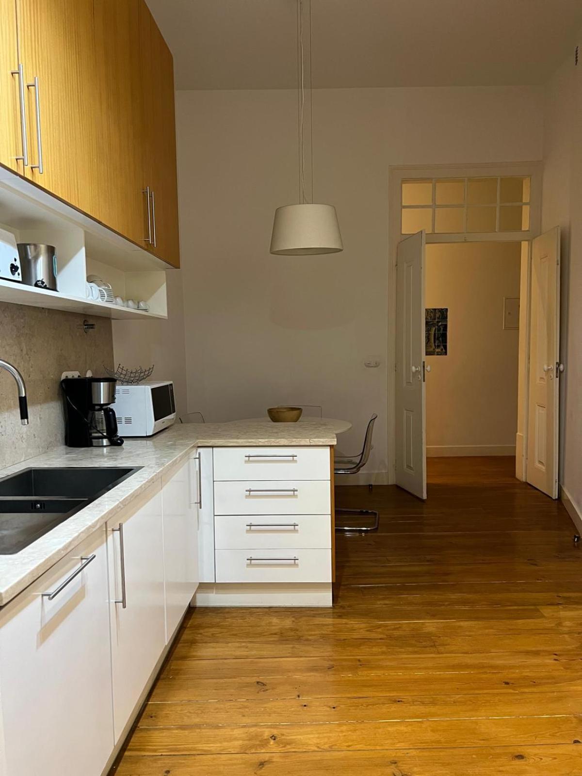 Apartment Deluxe King With Ac With2 Bedrooms Lisboa Kültér fotó